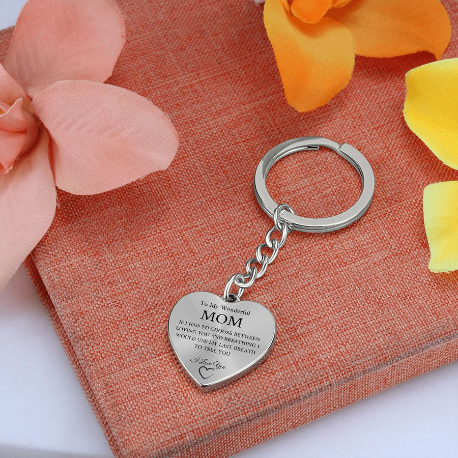 Wonderful Mom | Graphic Heart Keychain